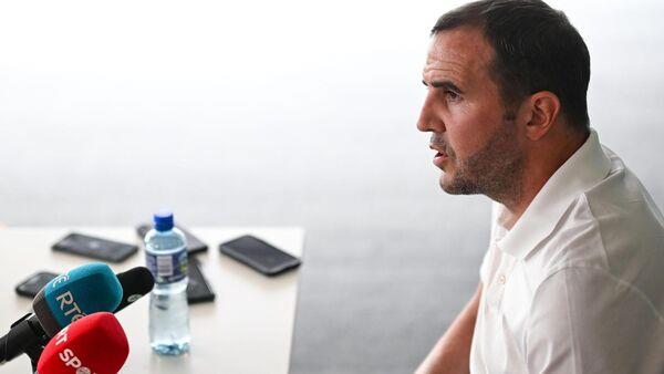 John O'Shea keeps his eyes on the road in front of him