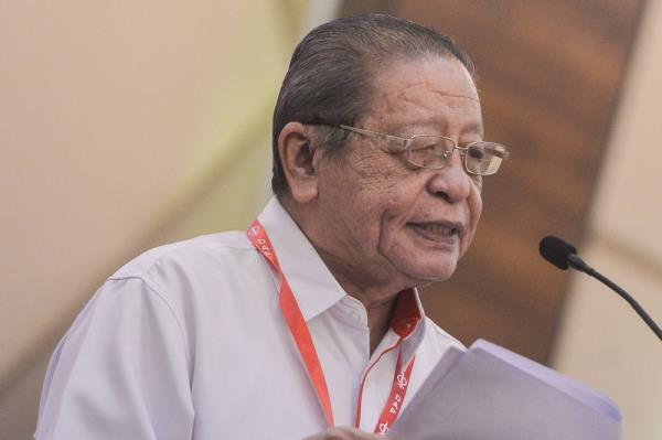 Time to unite and move forward, says Kit Siang over claims of ‘tyrant’ leading DAP 